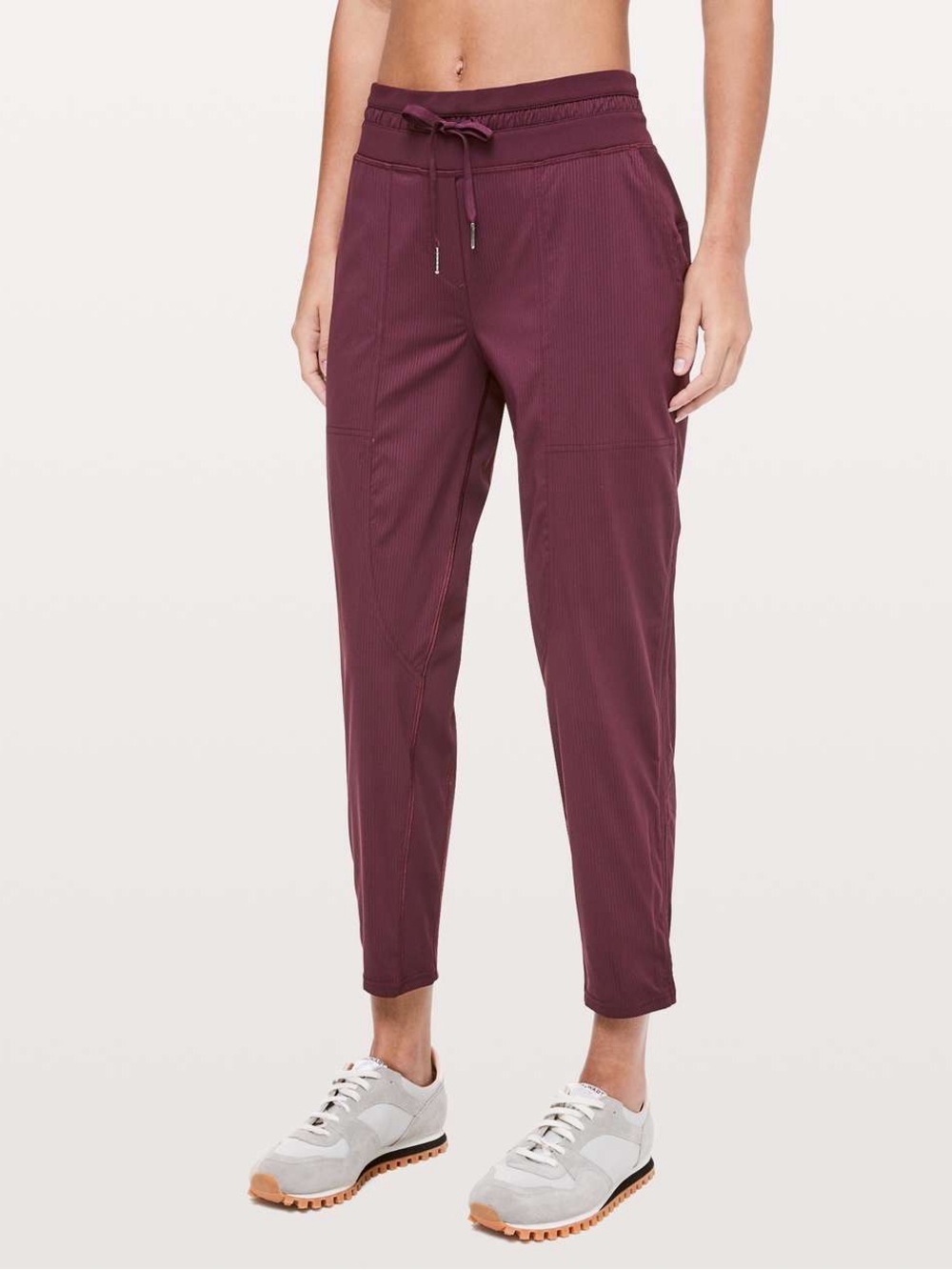 Lululemon Dance Studio Mid-Rise Cropped Pant, Grape Thistle, Size 8